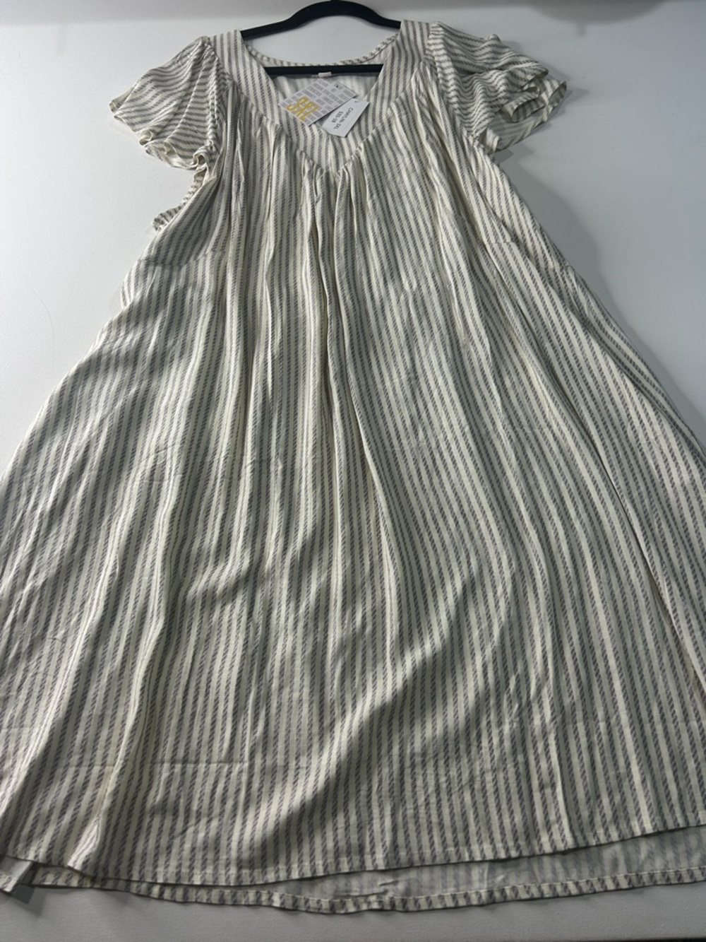 NWT LuLaRoe 3XL Chaylin Cream and Gray Striped V-Neck Dress